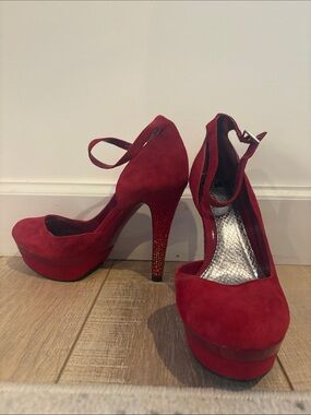 Gianna bini Red Suede Platform Ankle-Strap Heels